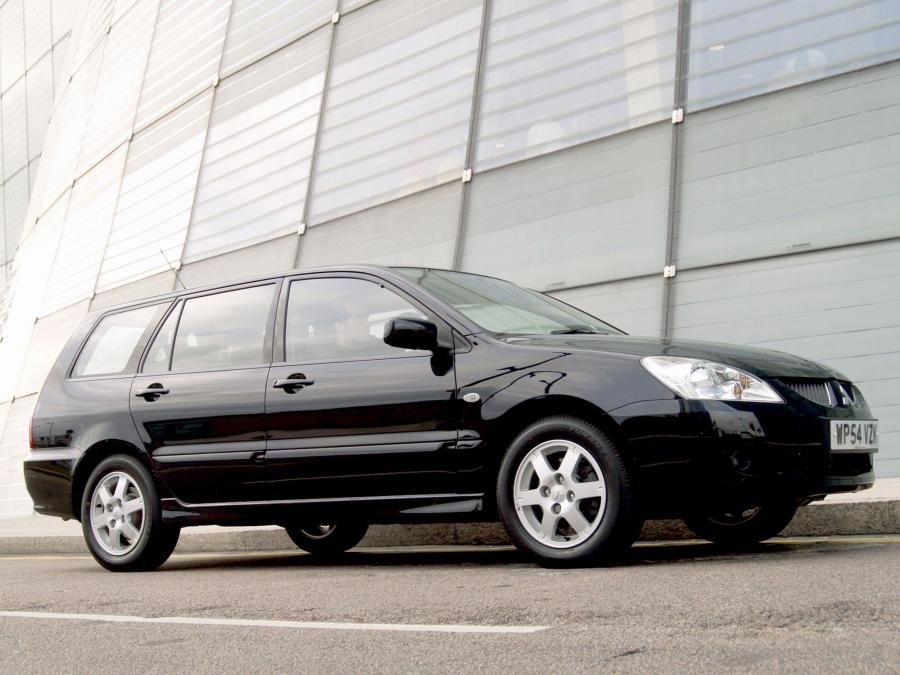  Mitsubishi Lancer Wagon 2003 года  (UK) (фото 2 из 7)
